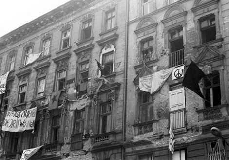 Besetzte Häuser in der Mainzer Straße 6. Juni 1990