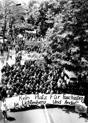 ntifaschistische Demonstration in Lichtenberg am 24. Juni 1990; Archiv telegraph
